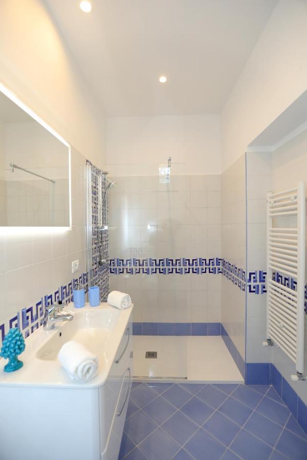 Relais Villa Chiara Free Parking Соренто Екстериор снимка