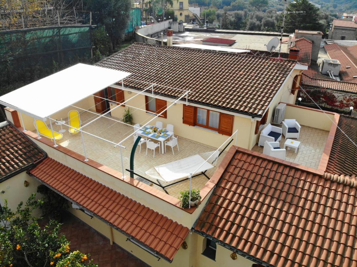 Relais Villa Chiara Free Parking Соренто Екстериор снимка